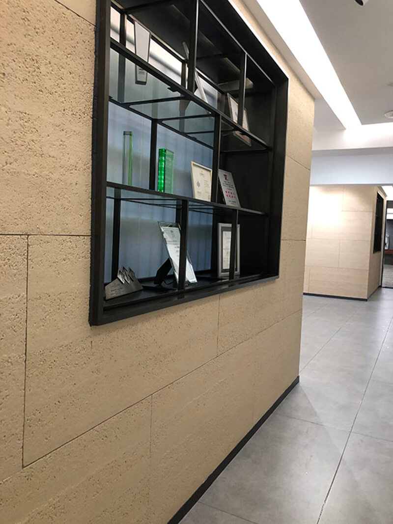 廣州正典文化公司軟瓷內(nèi)墻側(cè)面展示