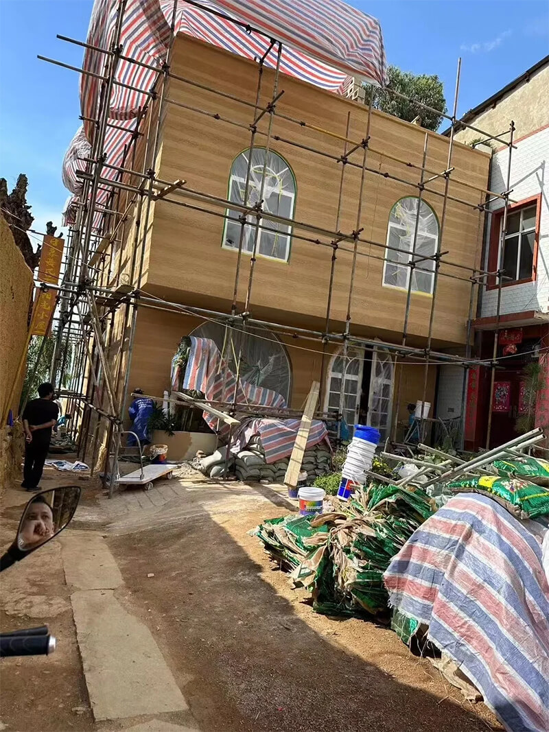 海宴村小區(qū)自建房外墻施工